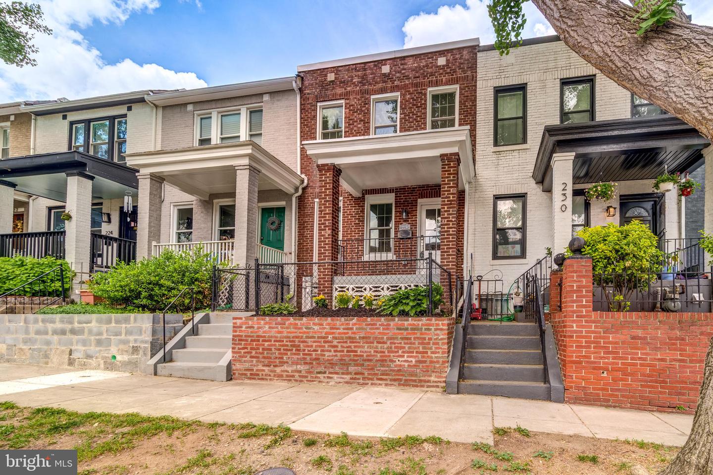 228 CROMWELL TER NE, WASHINGTON, District Of Columbia 20002, 4 Bedrooms Bedrooms, ,3 BathroomsBathrooms,Residential,For sale,228 CROMWELL TER NE,DCDC2196722 MLS # DCDC2196722