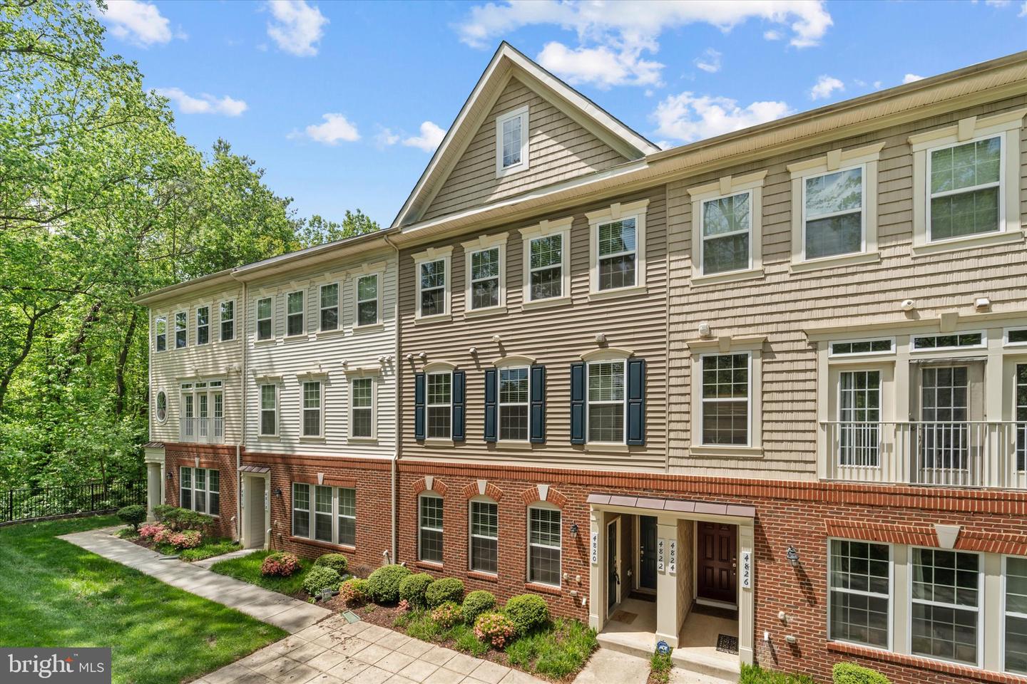 4820 DANE RIDGE CIR, WOODBRIDGE, Virginia 22193, 3 Bedrooms Bedrooms, ,2 BathroomsBathrooms,Residential,For sale,4820 DANE RIDGE CIR,VAPW2092636 MLS # VAPW2092636