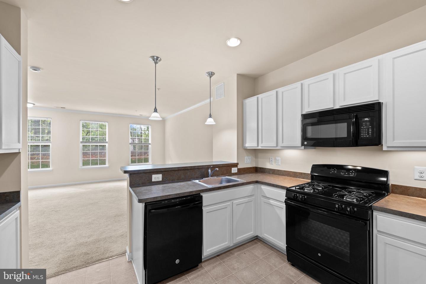 4820 DANE RIDGE CIR, WOODBRIDGE, Virginia 22193, 3 Bedrooms Bedrooms, ,2 BathroomsBathrooms,Residential,For sale,4820 DANE RIDGE CIR,VAPW2092636 MLS # VAPW2092636