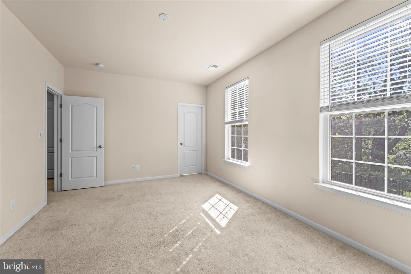 4820 DANE RIDGE CIR, WOODBRIDGE, Virginia 22193, 3 Bedrooms Bedrooms, ,2 BathroomsBathrooms,Residential,For sale,4820 DANE RIDGE CIR,VAPW2092636 MLS # VAPW2092636