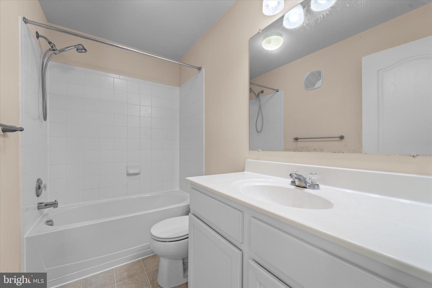 4820 DANE RIDGE CIR, WOODBRIDGE, Virginia 22193, 3 Bedrooms Bedrooms, ,2 BathroomsBathrooms,Residential,For sale,4820 DANE RIDGE CIR,VAPW2092636 MLS # VAPW2092636
