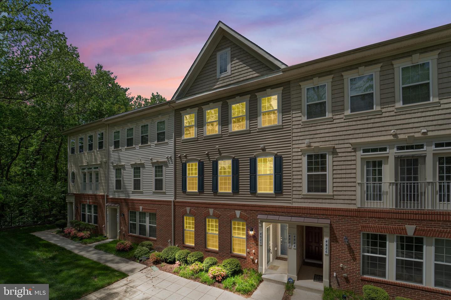4820 DANE RIDGE CIR, WOODBRIDGE, Virginia 22193, 3 Bedrooms Bedrooms, ,2 BathroomsBathrooms,Residential,For sale,4820 DANE RIDGE CIR,VAPW2092636 MLS # VAPW2092636