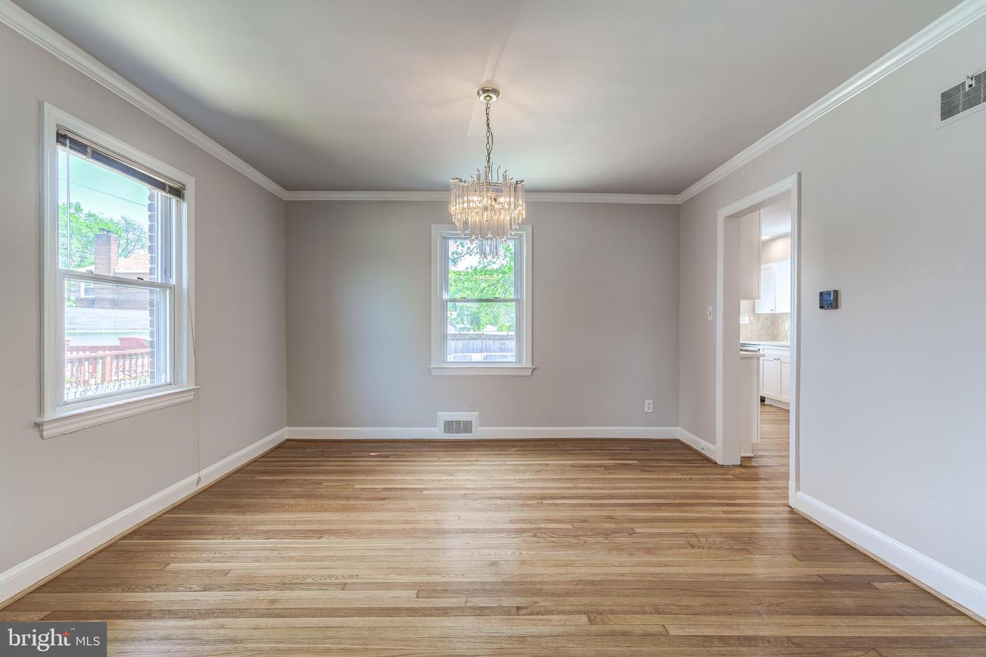 4217 20TH ST NE, WASHINGTON, District Of Columbia 20018, 5 Bedrooms Bedrooms, ,3 BathroomsBathrooms,Residential,For sale,4217 20TH ST NE,DCDC2199226 MLS # DCDC2199226