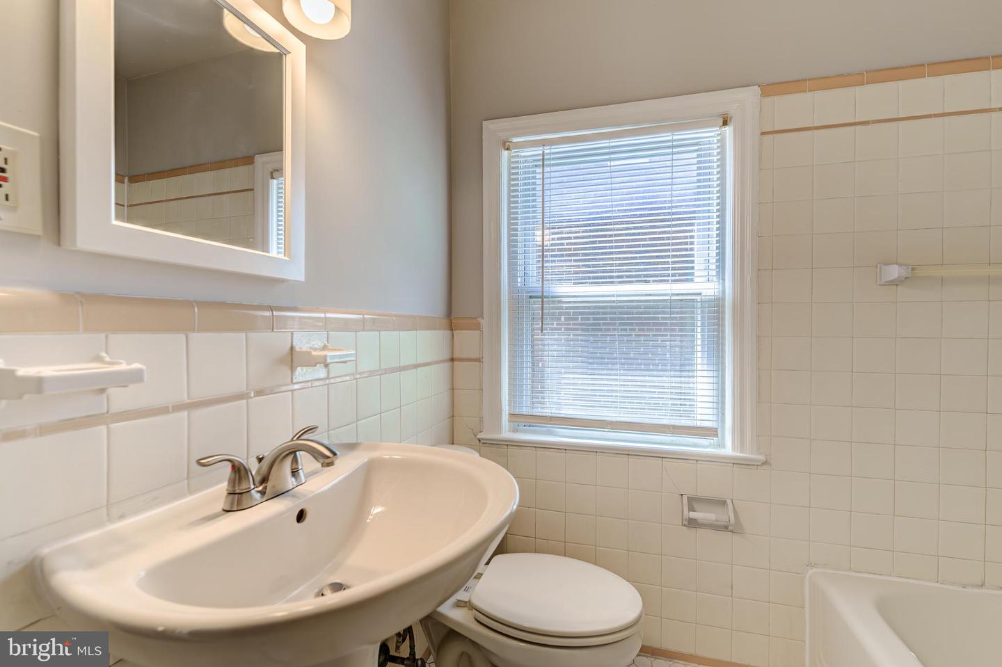 4217 20TH ST NE, WASHINGTON, District Of Columbia 20018, 5 Bedrooms Bedrooms, ,3 BathroomsBathrooms,Residential,For sale,4217 20TH ST NE,DCDC2199226 MLS # DCDC2199226