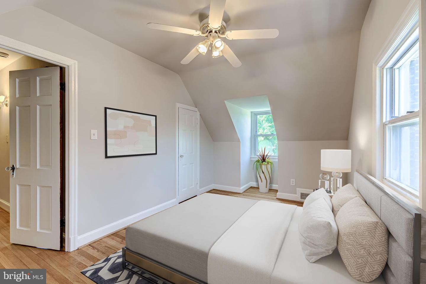 4217 20TH ST NE, WASHINGTON, District Of Columbia 20018, 5 Bedrooms Bedrooms, ,3 BathroomsBathrooms,Residential,For sale,4217 20TH ST NE,DCDC2199226 MLS # DCDC2199226