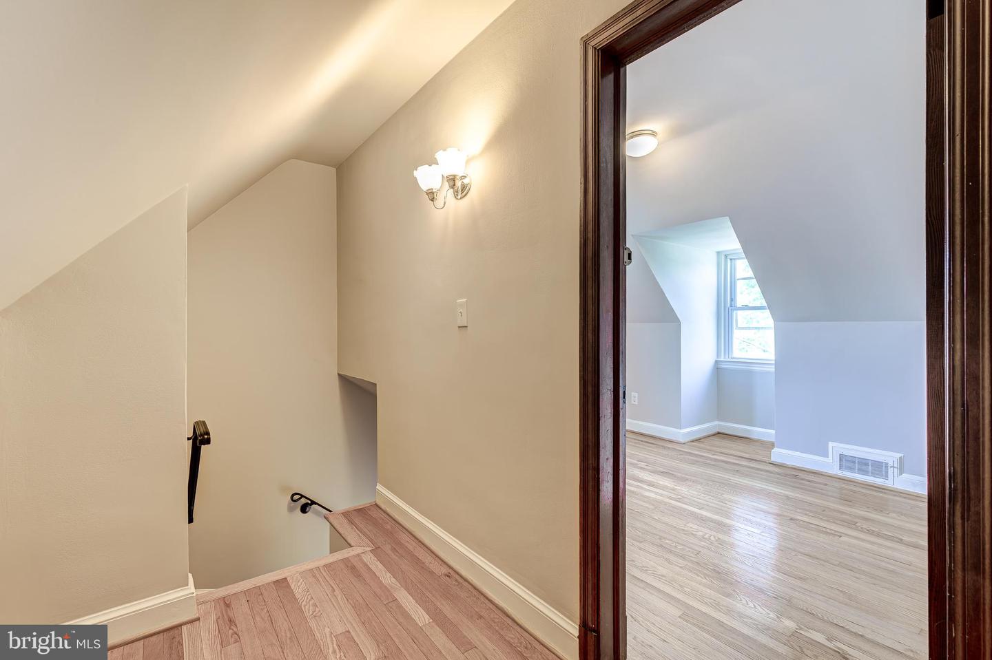 4217 20TH ST NE, WASHINGTON, District Of Columbia 20018, 5 Bedrooms Bedrooms, ,3 BathroomsBathrooms,Residential,For sale,4217 20TH ST NE,DCDC2199226 MLS # DCDC2199226