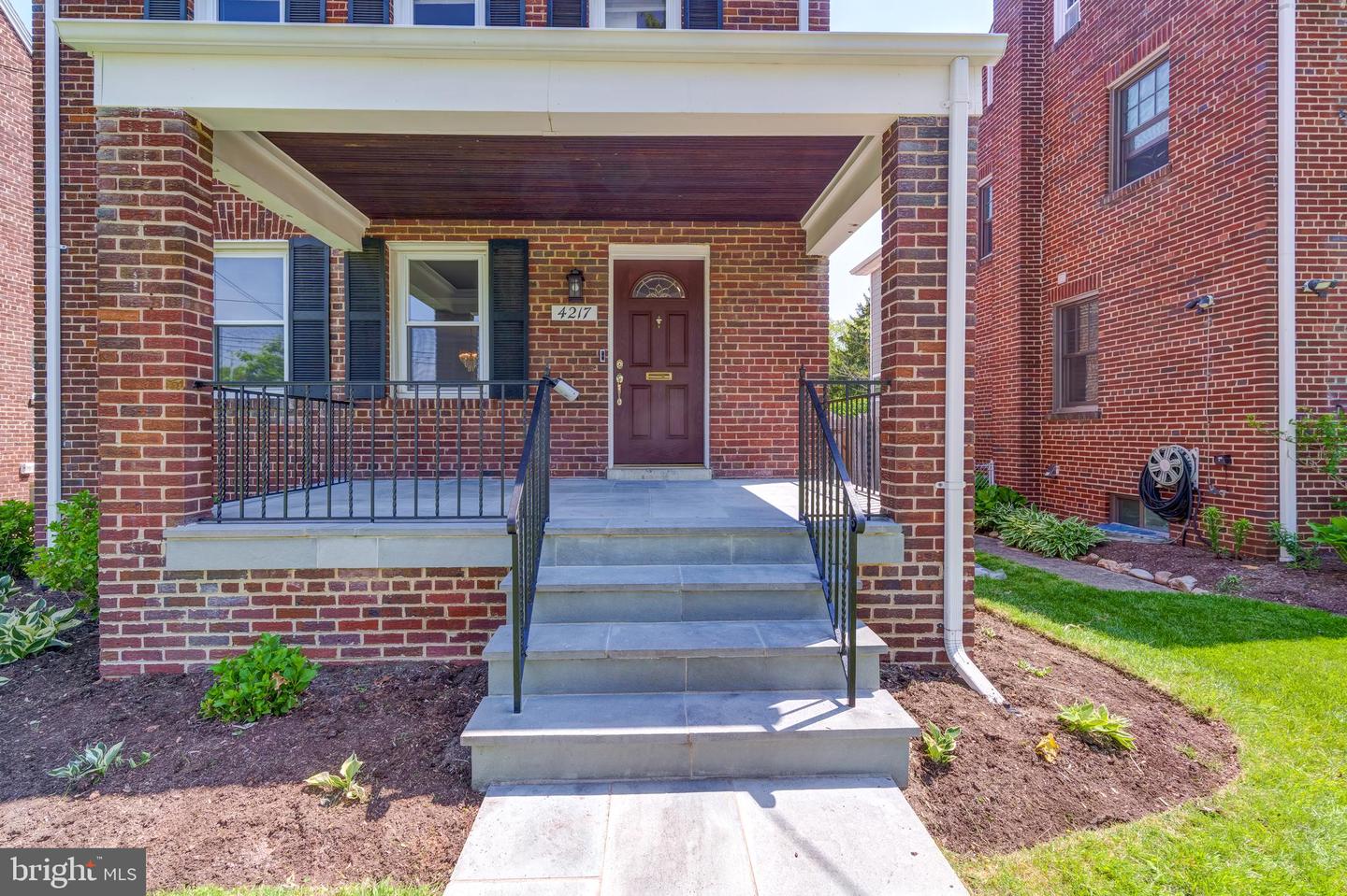 4217 20TH ST NE, WASHINGTON, District Of Columbia 20018, 5 Bedrooms Bedrooms, ,3 BathroomsBathrooms,Residential,For sale,4217 20TH ST NE,DCDC2199226 MLS # DCDC2199226
