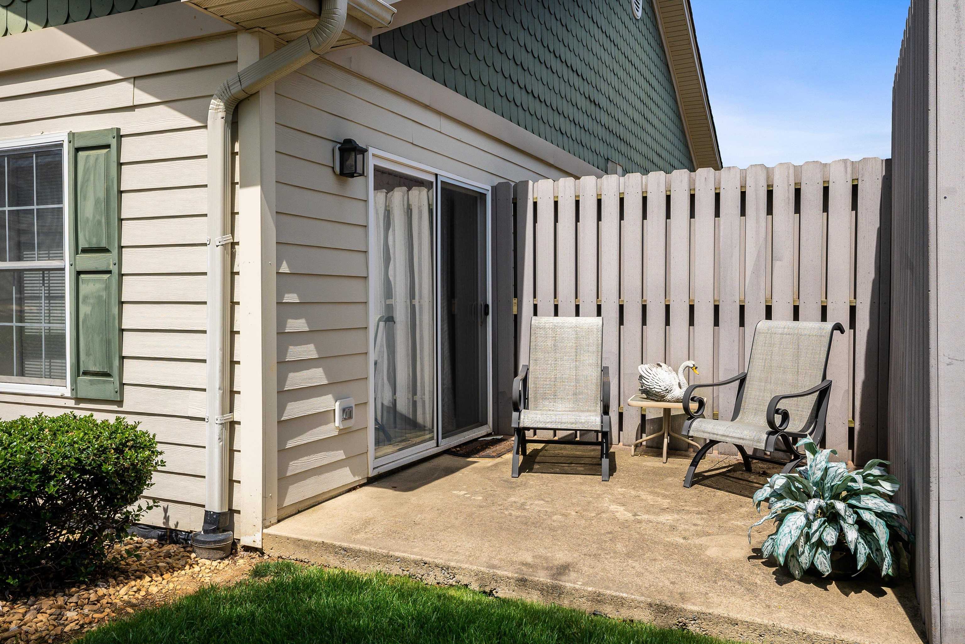 18 ROSE GARDEN LN, FISHERSVILLE, Virginia 22939, 2 Bedrooms Bedrooms, ,2 BathroomsBathrooms,Residential,18 ROSE GARDEN LN,664415 MLS # 664415