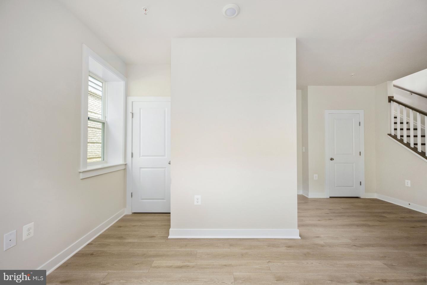 10584 RED OAK ST, FAIRFAX, Virginia 22030, 4 Bedrooms Bedrooms, ,4 BathroomsBathrooms,Residential,For sale,10584 RED OAK ST,VAFC2006302 MLS # VAFC2006302