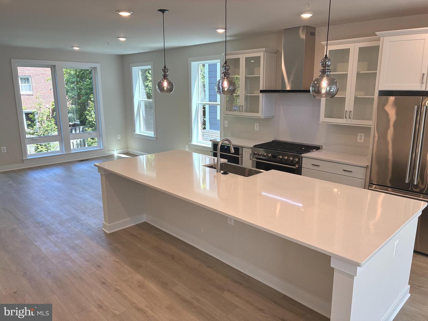 10584 RED OAK ST, FAIRFAX, Virginia 22030, 4 Bedrooms Bedrooms, ,4 BathroomsBathrooms,Residential,For sale,10584 RED OAK ST,VAFC2006302 MLS # VAFC2006302