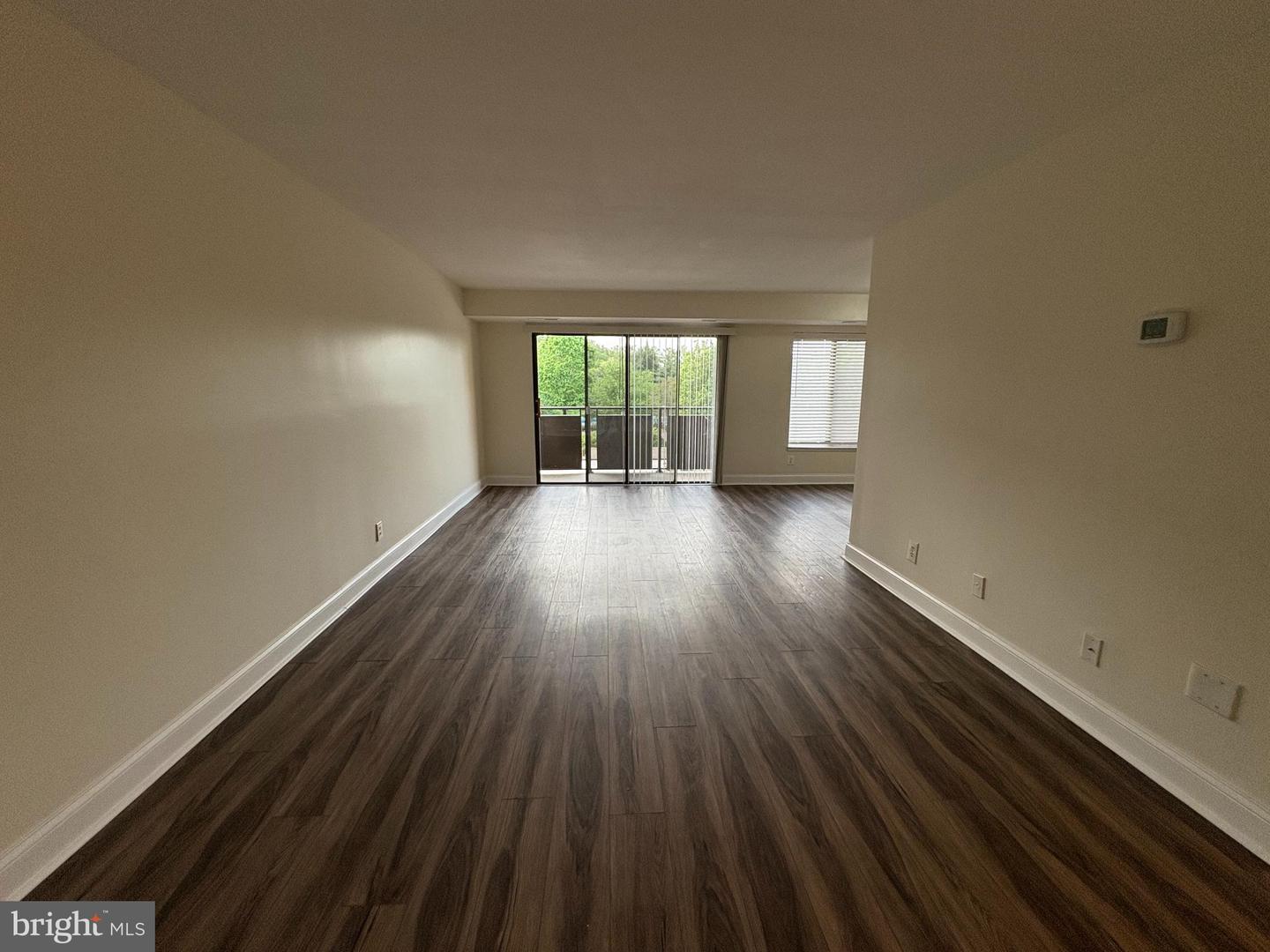 3100 MANCHESTER ST #423, FALLS CHURCH, Virginia 22044, 1 Bedroom Bedrooms, ,1 BathroomBathrooms,Residential,For sale,3100 MANCHESTER ST #423,VAFX2240284 MLS # VAFX2240284