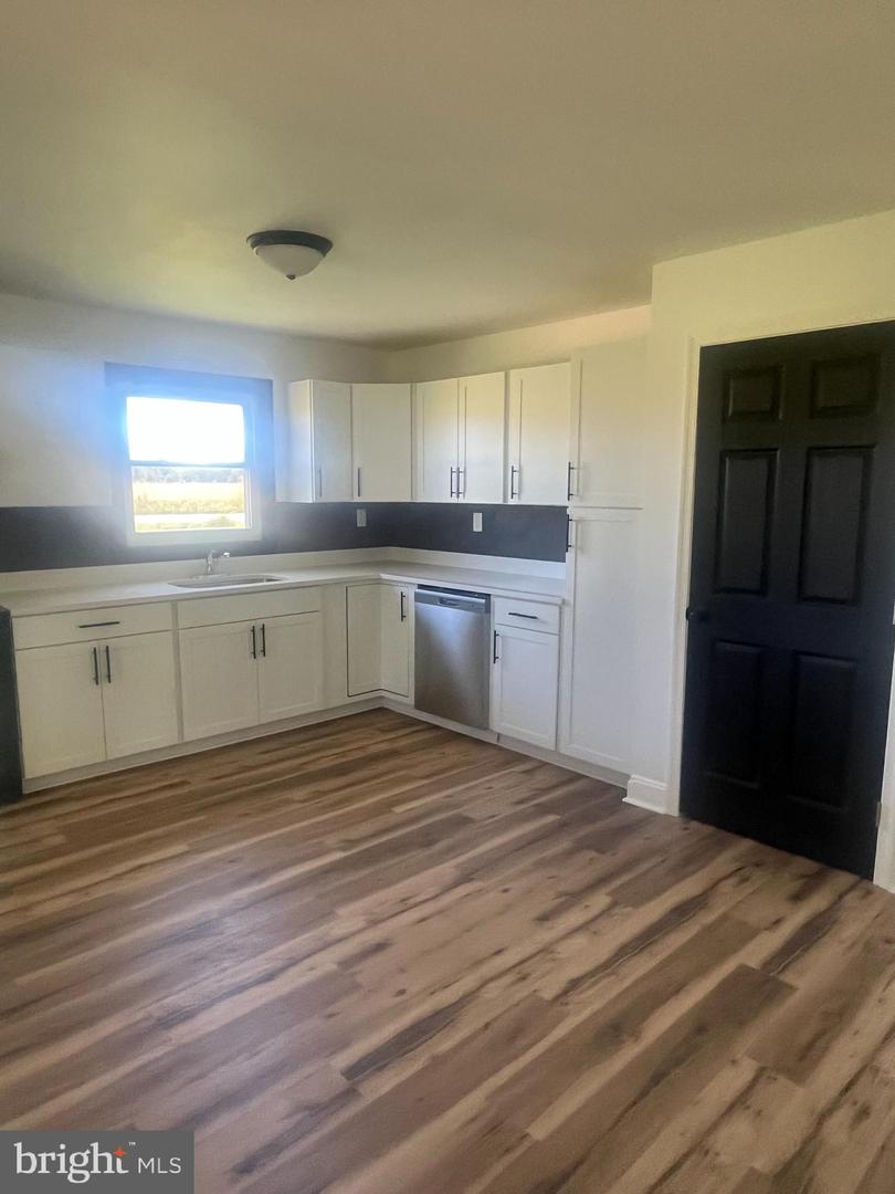1807 CALVARY CHURCH RD, WARSAW, Virginia 22572, 3 Bedrooms Bedrooms, ,2 BathroomsBathrooms,Residential,For sale,1807 CALVARY CHURCH RD,VARV2000502 MLS # VARV2000502