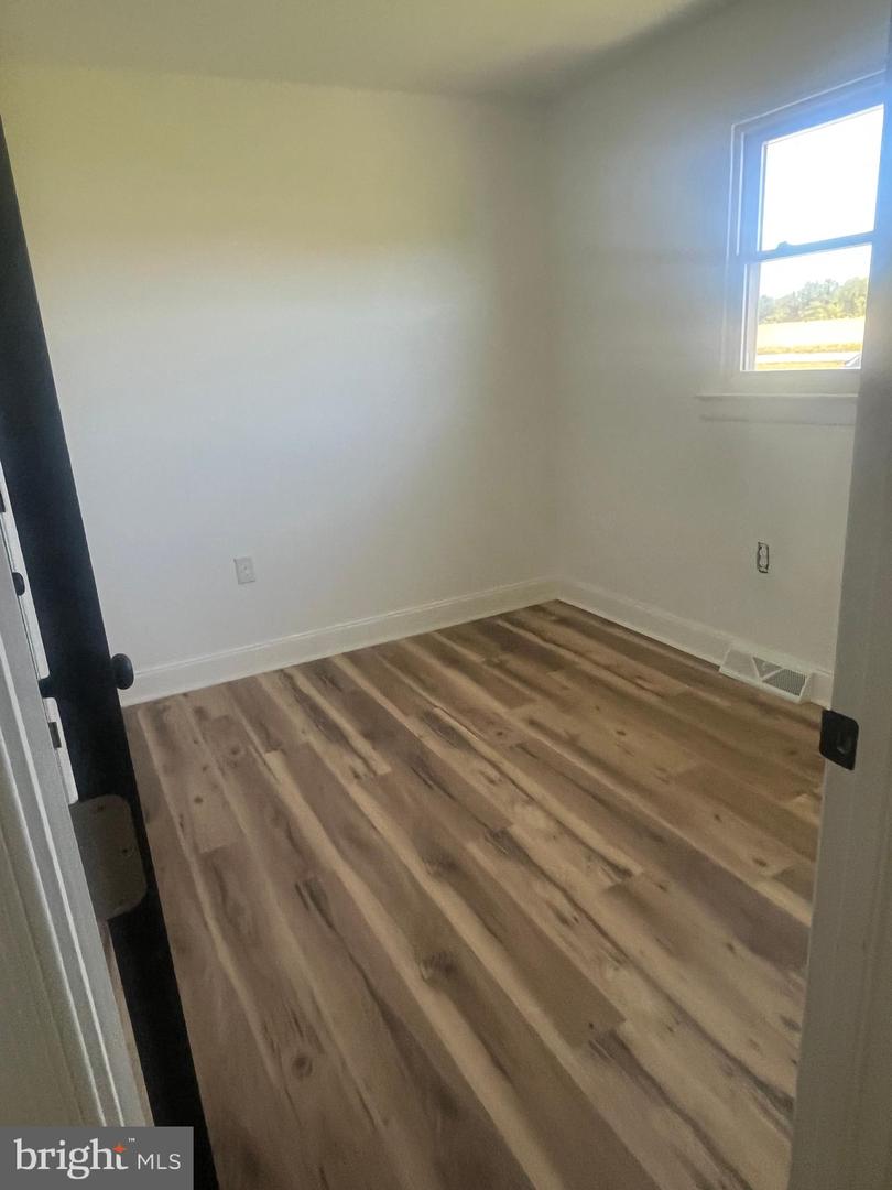 1807 CALVARY CHURCH RD, WARSAW, Virginia 22572, 3 Bedrooms Bedrooms, ,2 BathroomsBathrooms,Residential,For sale,1807 CALVARY CHURCH RD,VARV2000502 MLS # VARV2000502