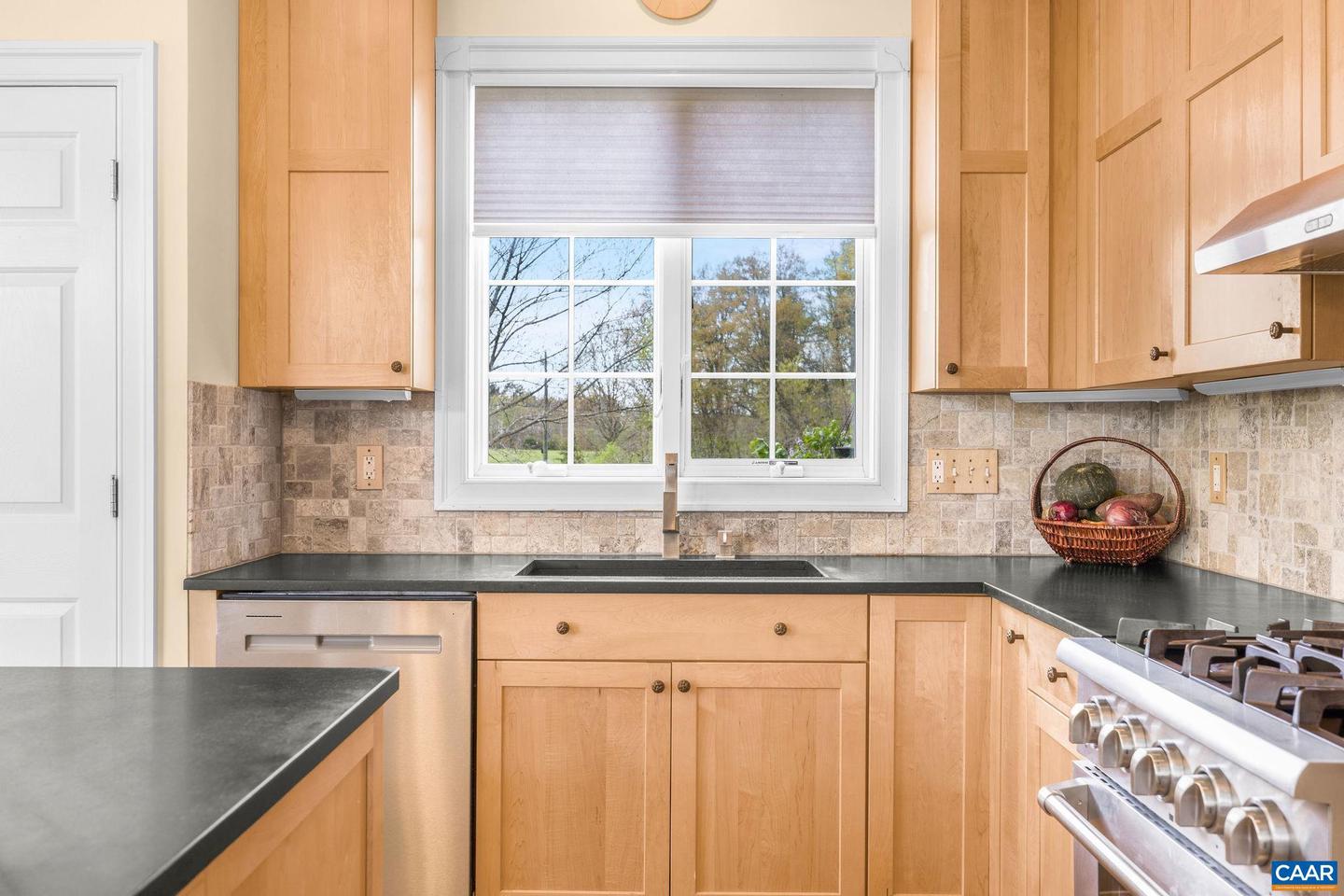1074 SIMMONS GAP RD, DYKE, Virginia 22935, 4 Bedrooms Bedrooms, ,3 BathroomsBathrooms,Residential,For sale,1074 SIMMONS GAP RD,657379 MLS # 657379