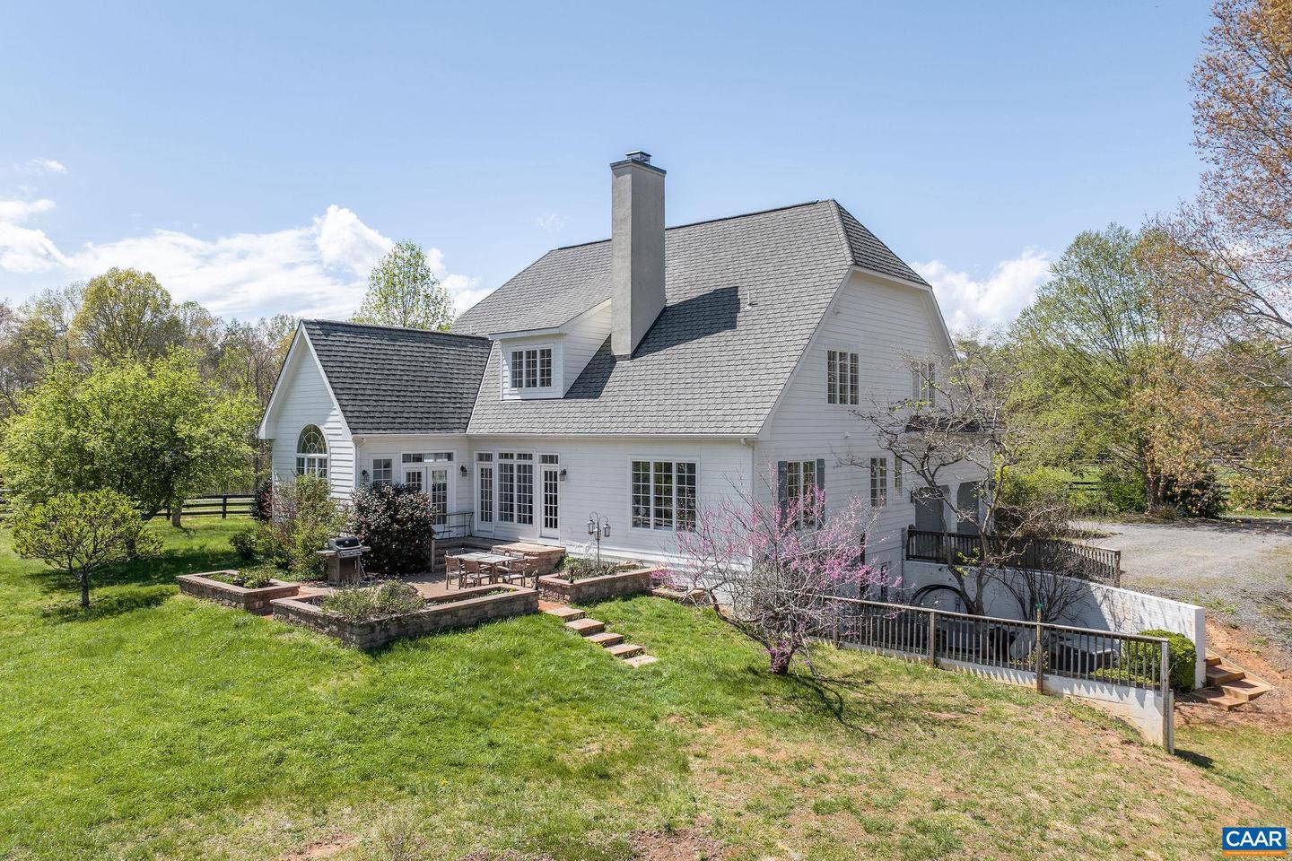 1074 SIMMONS GAP RD, DYKE, Virginia 22935, 4 Bedrooms Bedrooms, ,3 BathroomsBathrooms,Residential,For sale,1074 SIMMONS GAP RD,657379 MLS # 657379