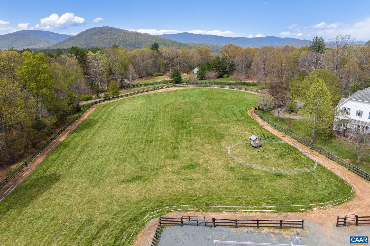 1074 SIMMONS GAP RD, DYKE, Virginia 22935, 4 Bedrooms Bedrooms, ,3 BathroomsBathrooms,Residential,For sale,1074 SIMMONS GAP RD,657379 MLS # 657379