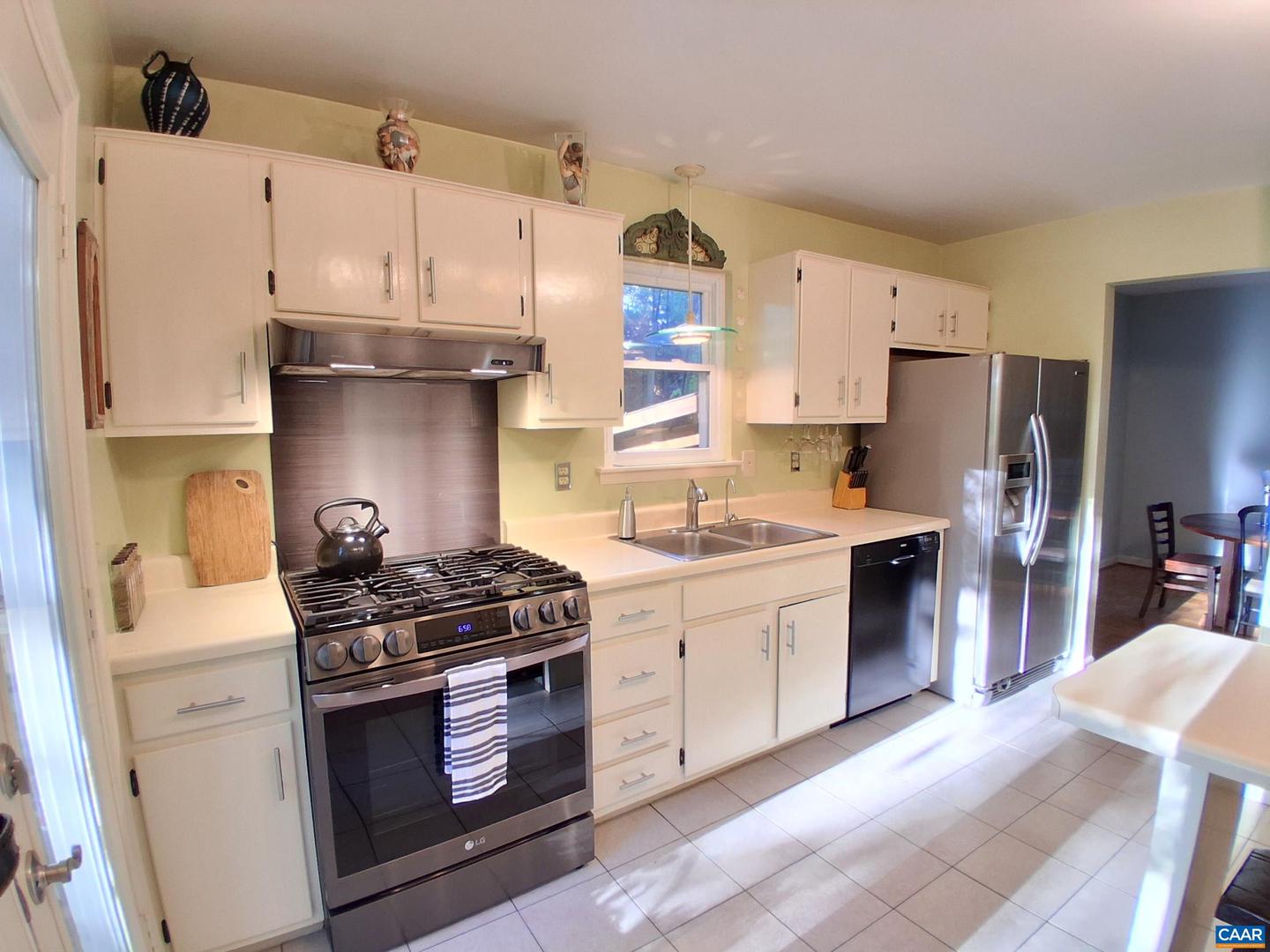 621 HARRIS RD, CHARLOTTESVILLE, Virginia 22902, 4 Bedrooms Bedrooms, ,4 BathroomsBathrooms,Residential,For sale,621 HARRIS RD,664329 MLS # 664329