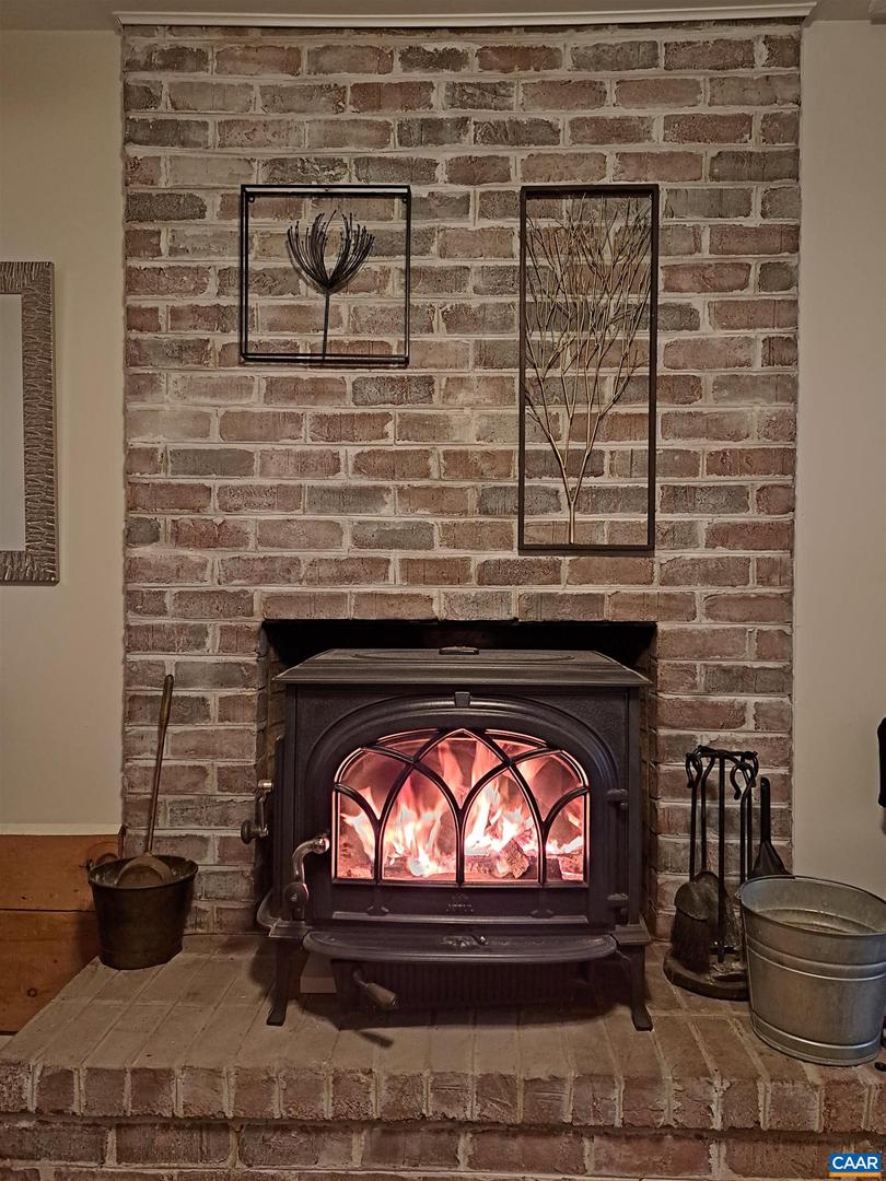 621 HARRIS RD, CHARLOTTESVILLE, Virginia 22902, 4 Bedrooms Bedrooms, ,4 BathroomsBathrooms,Residential,For sale,621 HARRIS RD,664329 MLS # 664329