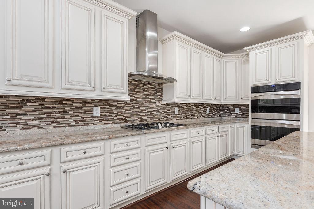 11423 BLUFFS RDG, SPOTSYLVANIA, Virginia 22551, 5 Bedrooms Bedrooms, ,4 BathroomsBathrooms,Residential,11423 BLUFFS RDG,VASP2031732 MLS # VASP2031732
