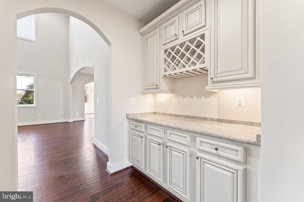 11423 BLUFFS RDG, SPOTSYLVANIA, Virginia 22551, 5 Bedrooms Bedrooms, ,4 BathroomsBathrooms,Residential,11423 BLUFFS RDG,VASP2031732 MLS # VASP2031732