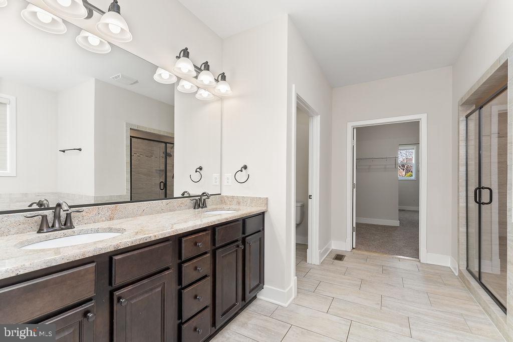 11423 BLUFFS RDG, SPOTSYLVANIA, Virginia 22551, 5 Bedrooms Bedrooms, ,4 BathroomsBathrooms,Residential,11423 BLUFFS RDG,VASP2031732 MLS # VASP2031732