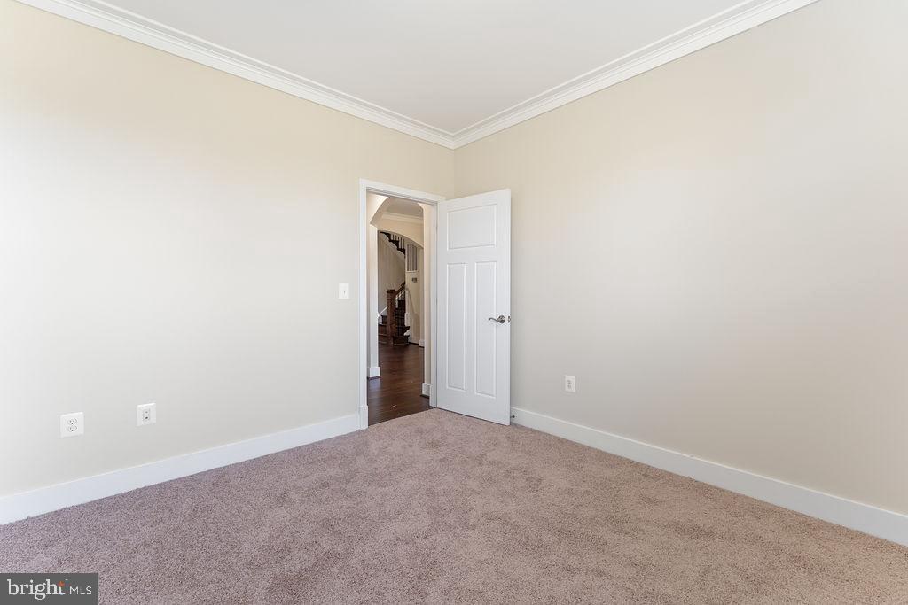 11423 BLUFFS RDG, SPOTSYLVANIA, Virginia 22551, 5 Bedrooms Bedrooms, ,4 BathroomsBathrooms,Residential,11423 BLUFFS RDG,VASP2031732 MLS # VASP2031732