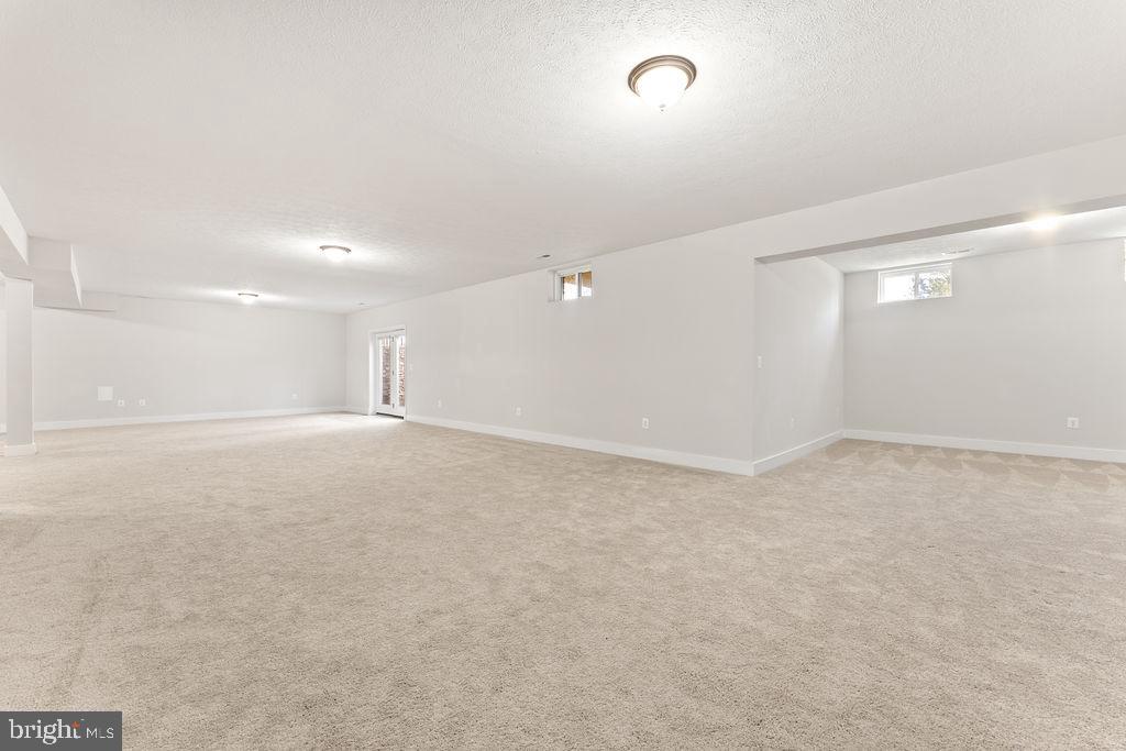 11423 BLUFFS RDG, SPOTSYLVANIA, Virginia 22551, 5 Bedrooms Bedrooms, ,4 BathroomsBathrooms,Residential,11423 BLUFFS RDG,VASP2031732 MLS # VASP2031732