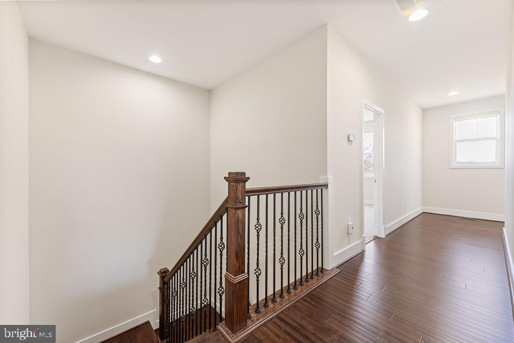 11423 BLUFFS RDG, SPOTSYLVANIA, Virginia 22551, 5 Bedrooms Bedrooms, ,4 BathroomsBathrooms,Residential,11423 BLUFFS RDG,VASP2031732 MLS # VASP2031732