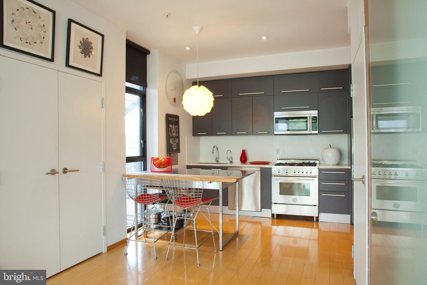 2250 11TH ST NW #304, WASHINGTON, District Of Columbia 20001, 1 Bedroom Bedrooms, ,1 BathroomBathrooms,Residential,For sale,2250 11TH ST NW #304,DCDC2184284 MLS # DCDC2184284