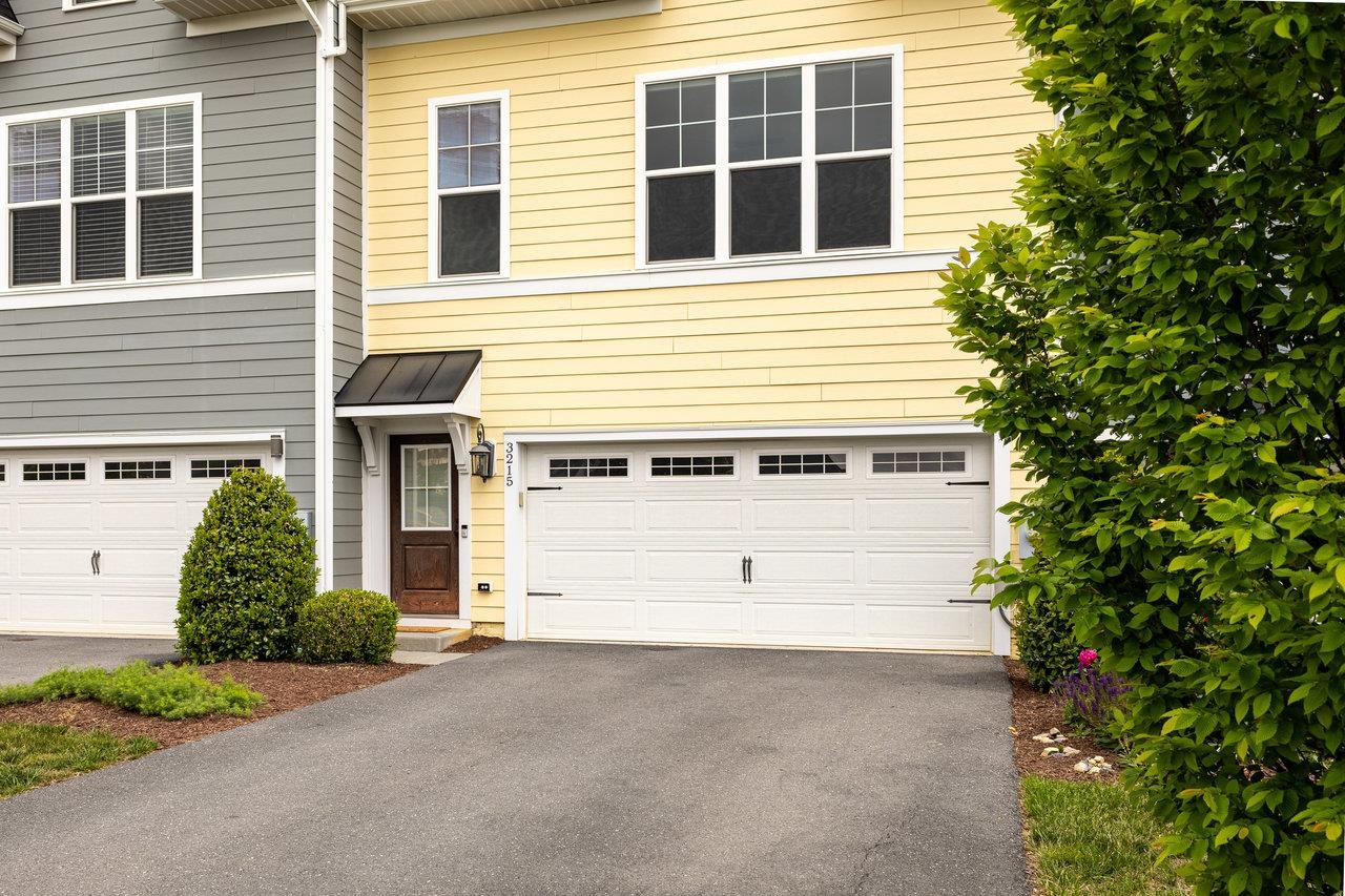 3215 CHARLESTON BLVD, ROCKINGHAM, Virginia 22801, 3 Bedrooms Bedrooms, ,2 BathroomsBathrooms,Residential,3215 CHARLESTON BLVD,664418 MLS # 664418