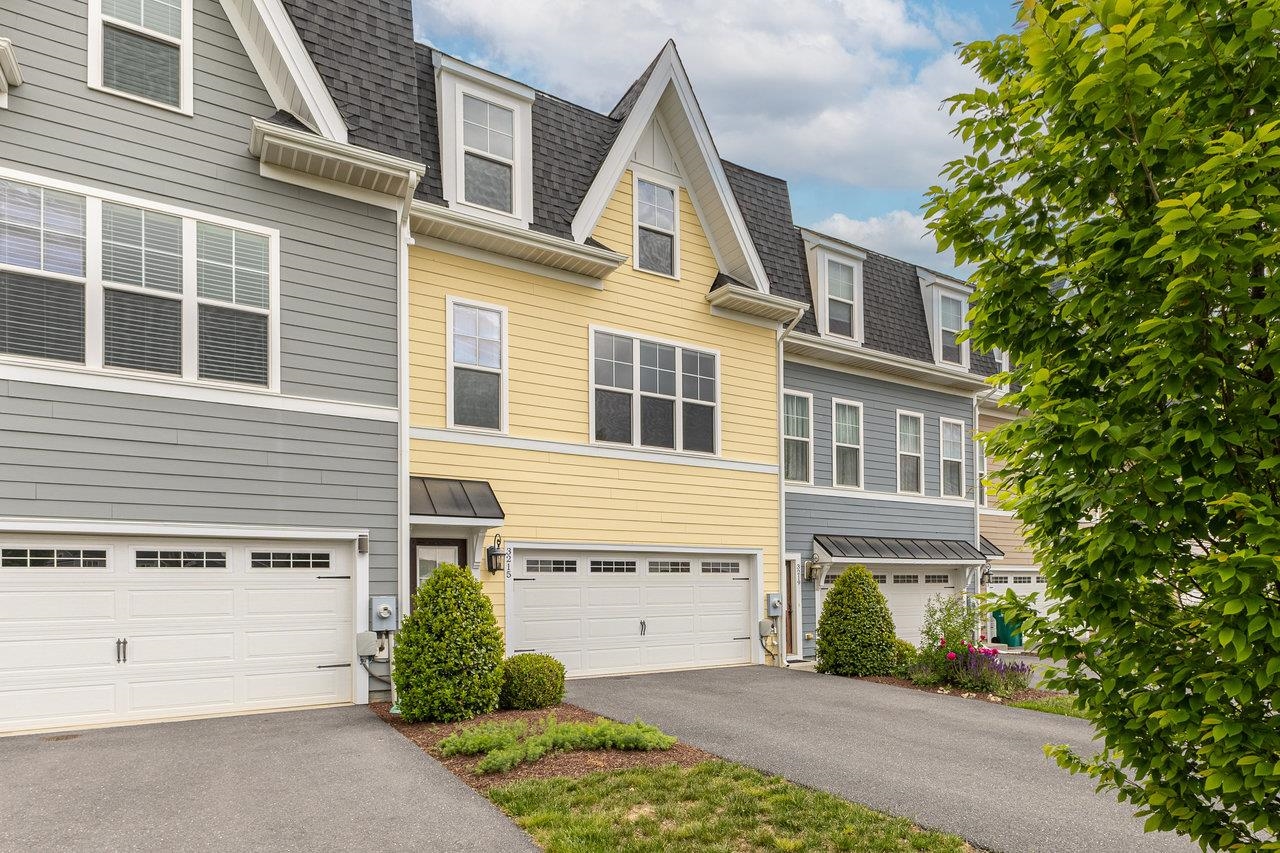 3215 CHARLESTON BLVD, ROCKINGHAM, Virginia 22801, 3 Bedrooms Bedrooms, ,2 BathroomsBathrooms,Residential,3215 CHARLESTON BLVD,664418 MLS # 664418