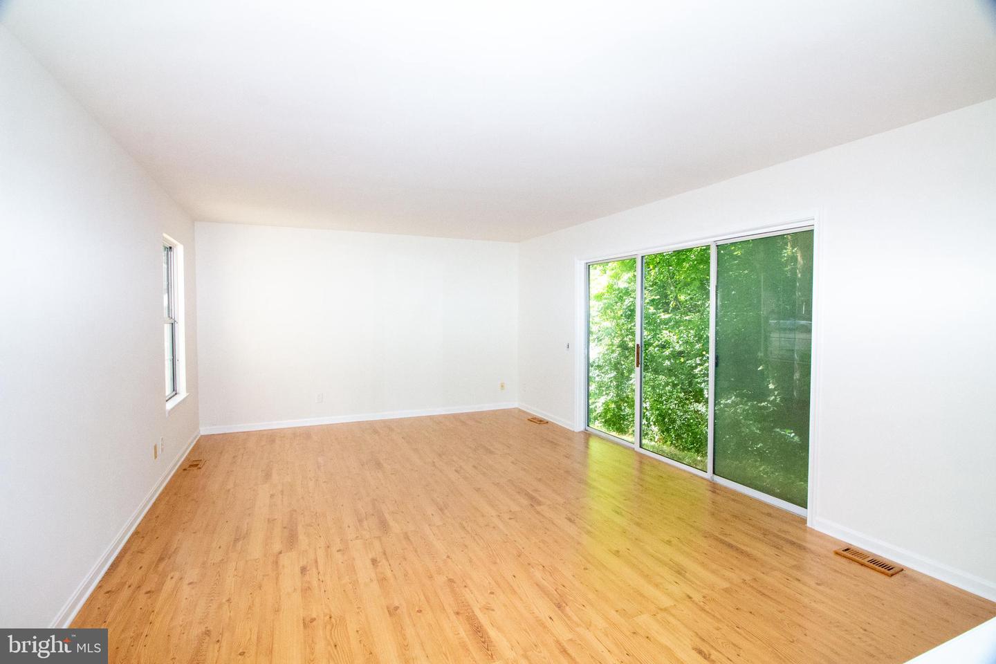 5903 VISTA CT, FREDERICKSBURG, Virginia 22407, 3 Bedrooms Bedrooms, 9 Rooms Rooms,2 BathroomsBathrooms,Residential,For sale,5903 VISTA CT,VASP2032444 MLS # VASP2032444