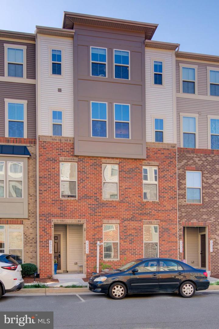 25337 CRESTED IRIS TER, ALDIE, Virginia 20105, 3 Bedrooms Bedrooms, ,2 BathroomsBathrooms,Residential,For sale,25337 CRESTED IRIS TER,VALO2094494 MLS # VALO2094494