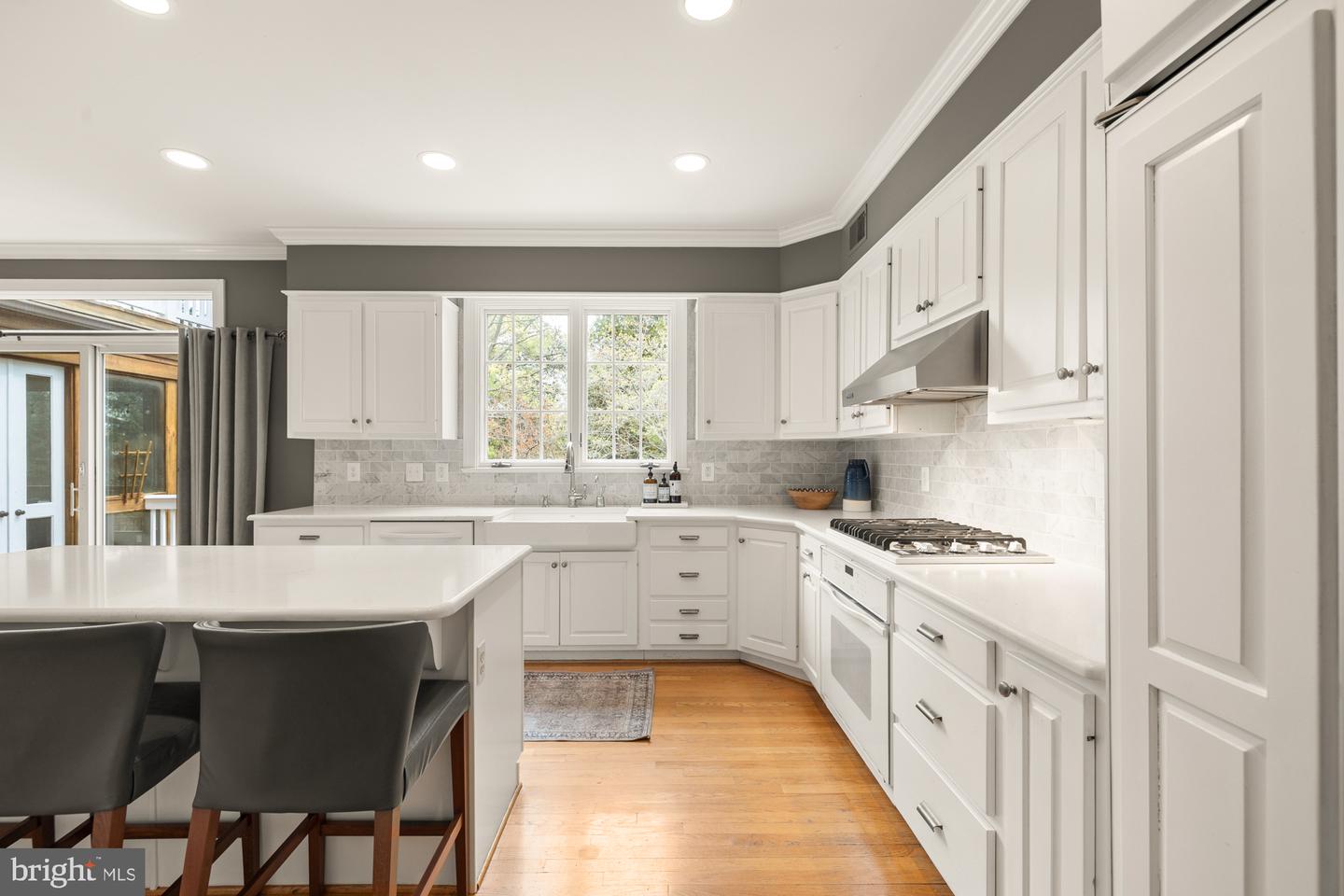 2728 MCKINLEY ST NW, WASHINGTON, District Of Columbia 20015, 5 Bedrooms Bedrooms, ,4 BathroomsBathrooms,Residential,For sale,2728 MCKINLEY ST NW,DCDC2196810 MLS # DCDC2196810