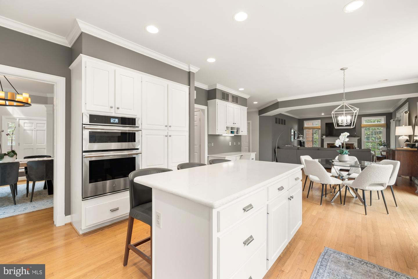 2728 MCKINLEY ST NW, WASHINGTON, District Of Columbia 20015, 5 Bedrooms Bedrooms, ,4 BathroomsBathrooms,Residential,For sale,2728 MCKINLEY ST NW,DCDC2196810 MLS # DCDC2196810