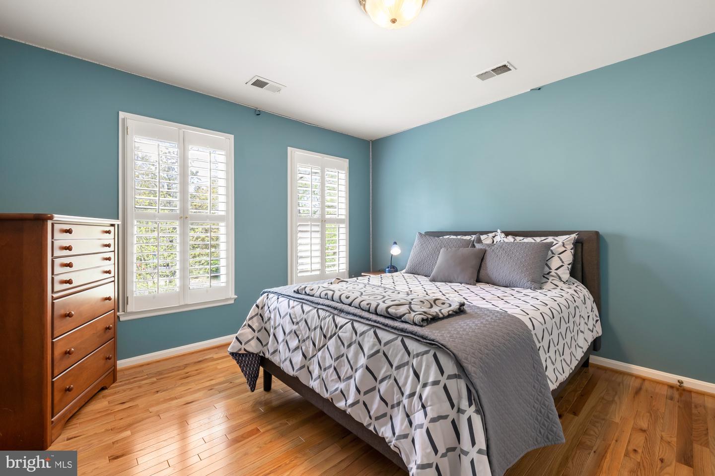 2728 MCKINLEY ST NW, WASHINGTON, District Of Columbia 20015, 5 Bedrooms Bedrooms, ,4 BathroomsBathrooms,Residential,For sale,2728 MCKINLEY ST NW,DCDC2196810 MLS # DCDC2196810