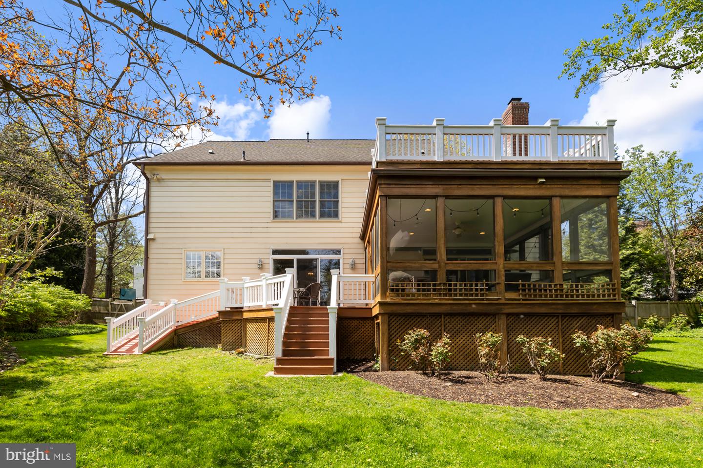 2728 MCKINLEY ST NW, WASHINGTON, District Of Columbia 20015, 5 Bedrooms Bedrooms, ,4 BathroomsBathrooms,Residential,For sale,2728 MCKINLEY ST NW,DCDC2196810 MLS # DCDC2196810