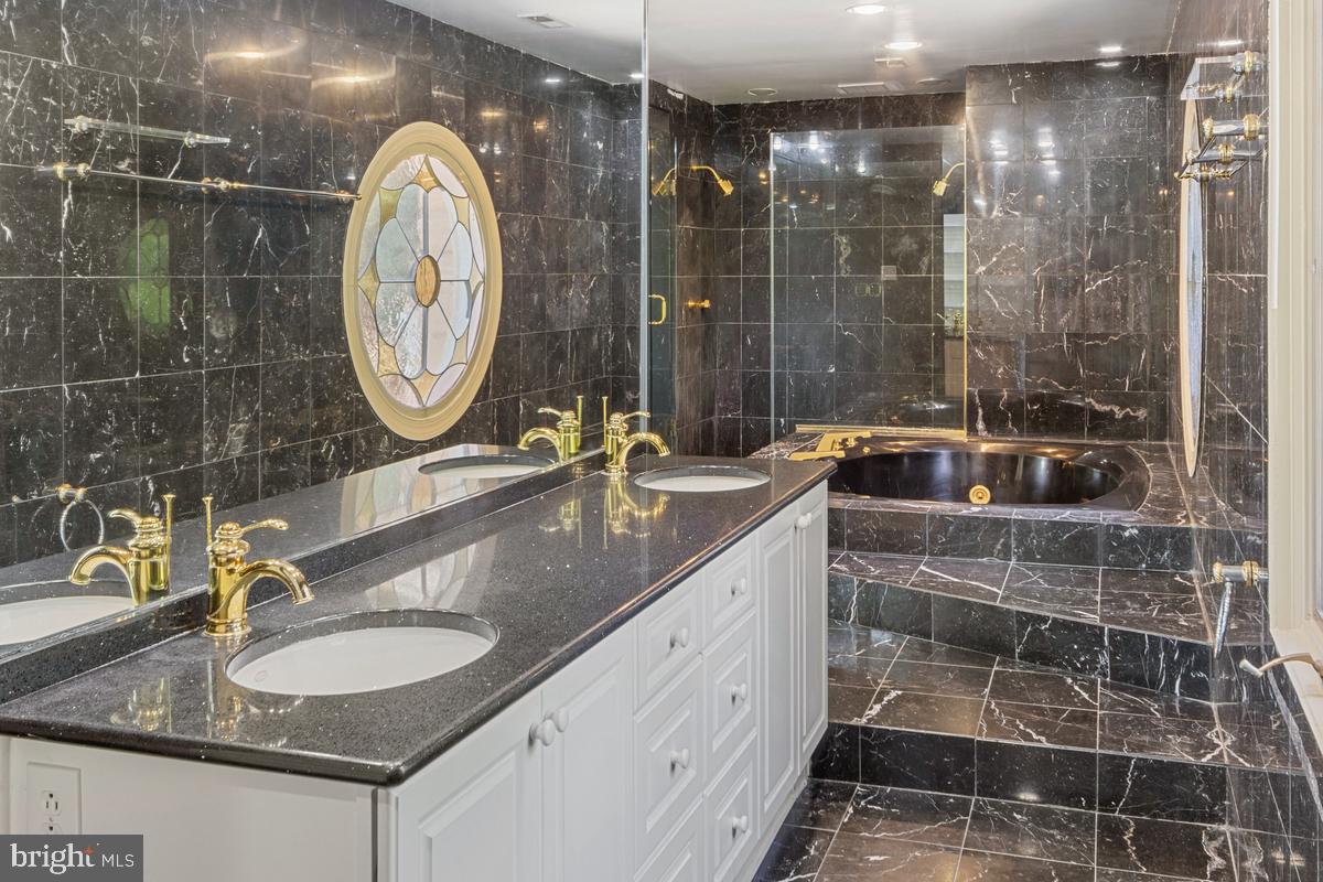 613 RIVERCREST DR, MCLEAN, Virginia 22101, 6 Bedrooms Bedrooms, ,6 BathroomsBathrooms,Residential,For sale,613 RIVERCREST DR,VAFX2235930 MLS # VAFX2235930