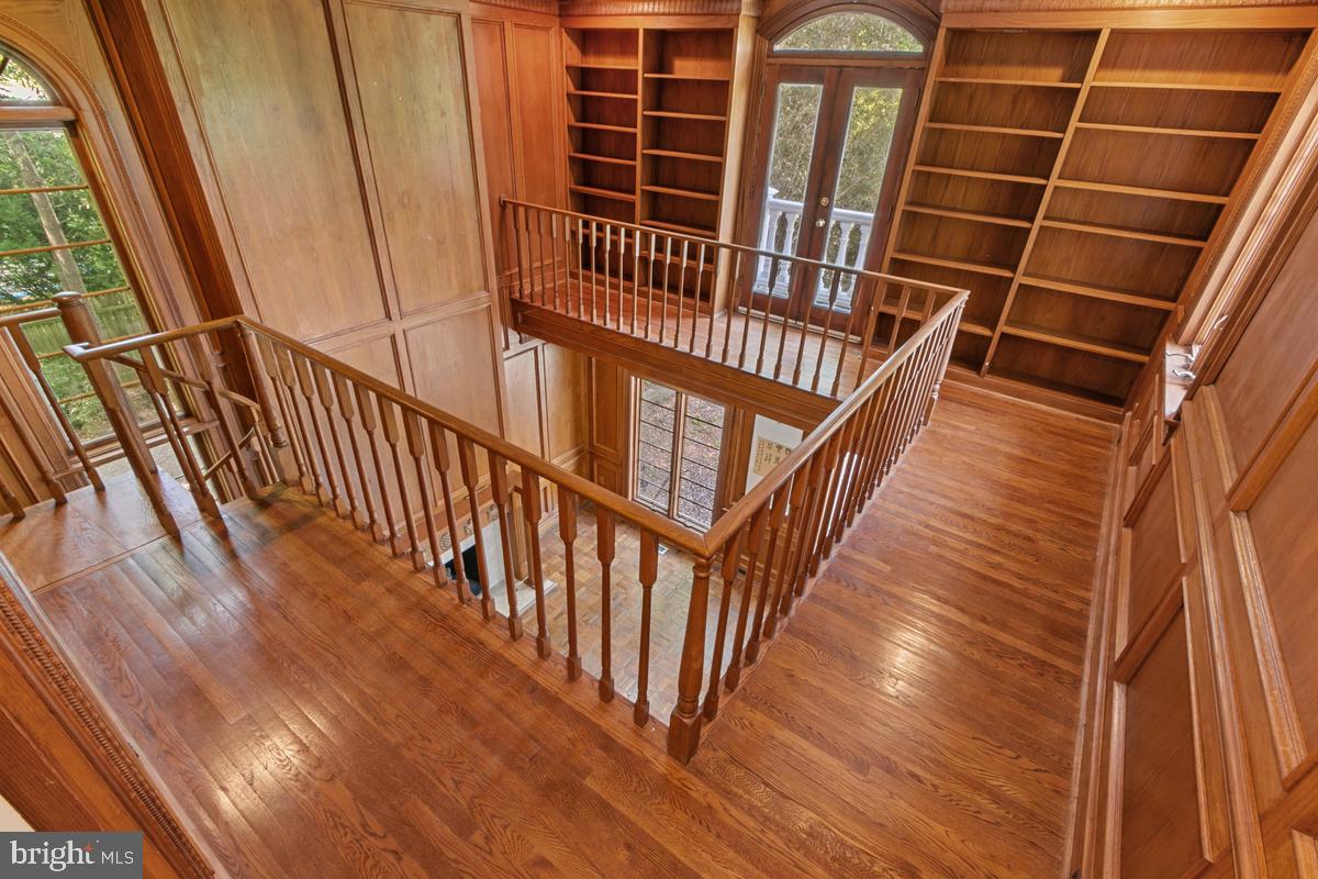 613 RIVERCREST DR, MCLEAN, Virginia 22101, 6 Bedrooms Bedrooms, ,6 BathroomsBathrooms,Residential,For sale,613 RIVERCREST DR,VAFX2235930 MLS # VAFX2235930