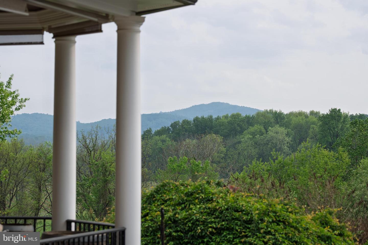 38793 CHELTEN LN, MIDDLEBURG, Virginia 20117, 5 Bedrooms Bedrooms, ,8 BathroomsBathrooms,Residential,For sale,38793 CHELTEN LN,VALO2094274 MLS # VALO2094274