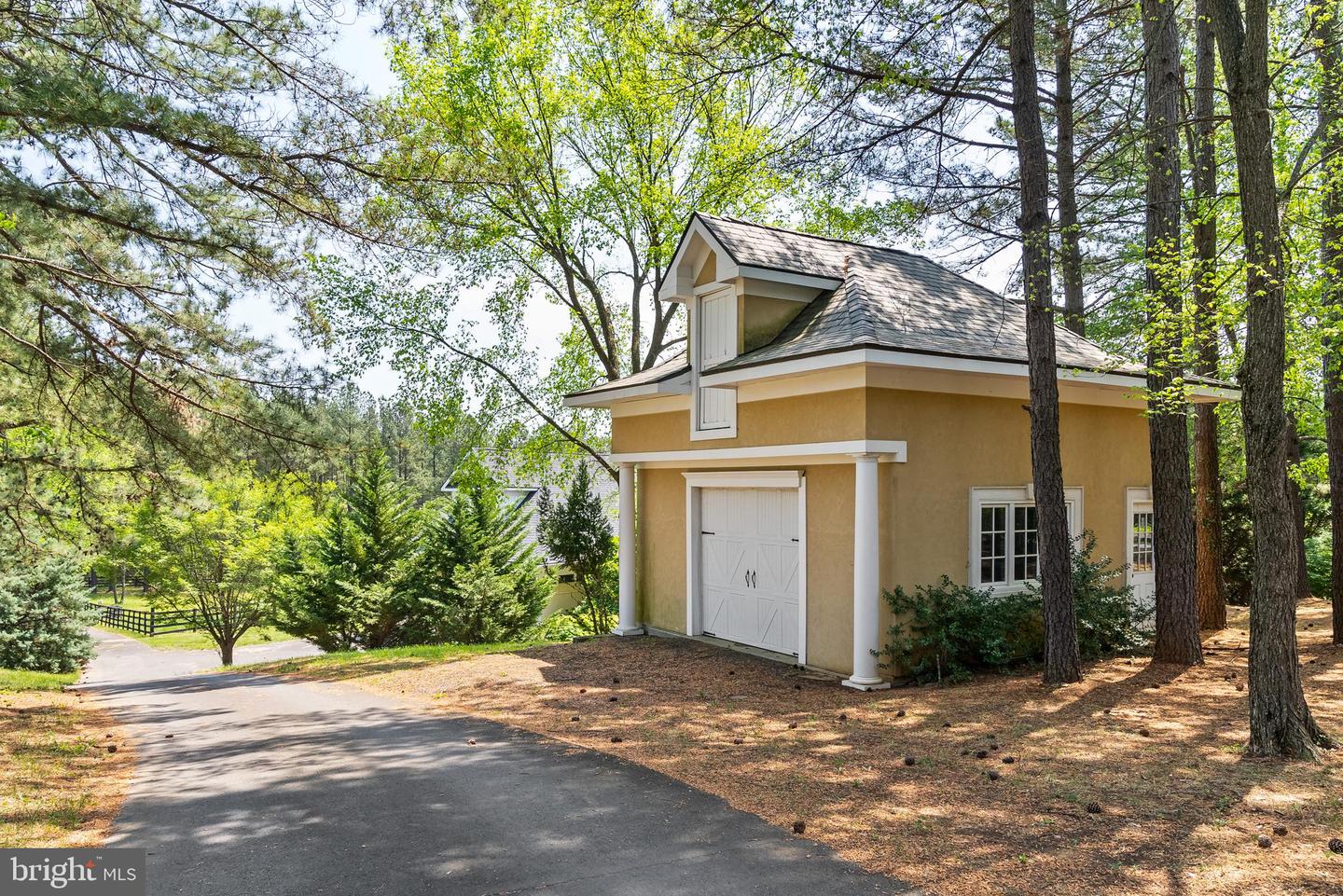 38793 CHELTEN LN, MIDDLEBURG, Virginia 20117, 5 Bedrooms Bedrooms, ,8 BathroomsBathrooms,Residential,For sale,38793 CHELTEN LN,VALO2094274 MLS # VALO2094274