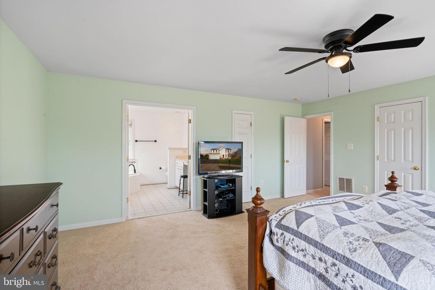 10820 LORD CHANCELLOR LN, BEALETON, Virginia 22712, 5 Bedrooms Bedrooms, ,3 BathroomsBathrooms,Residential,For sale,10820 LORD CHANCELLOR LN,VAFQ2016326 MLS # VAFQ2016326