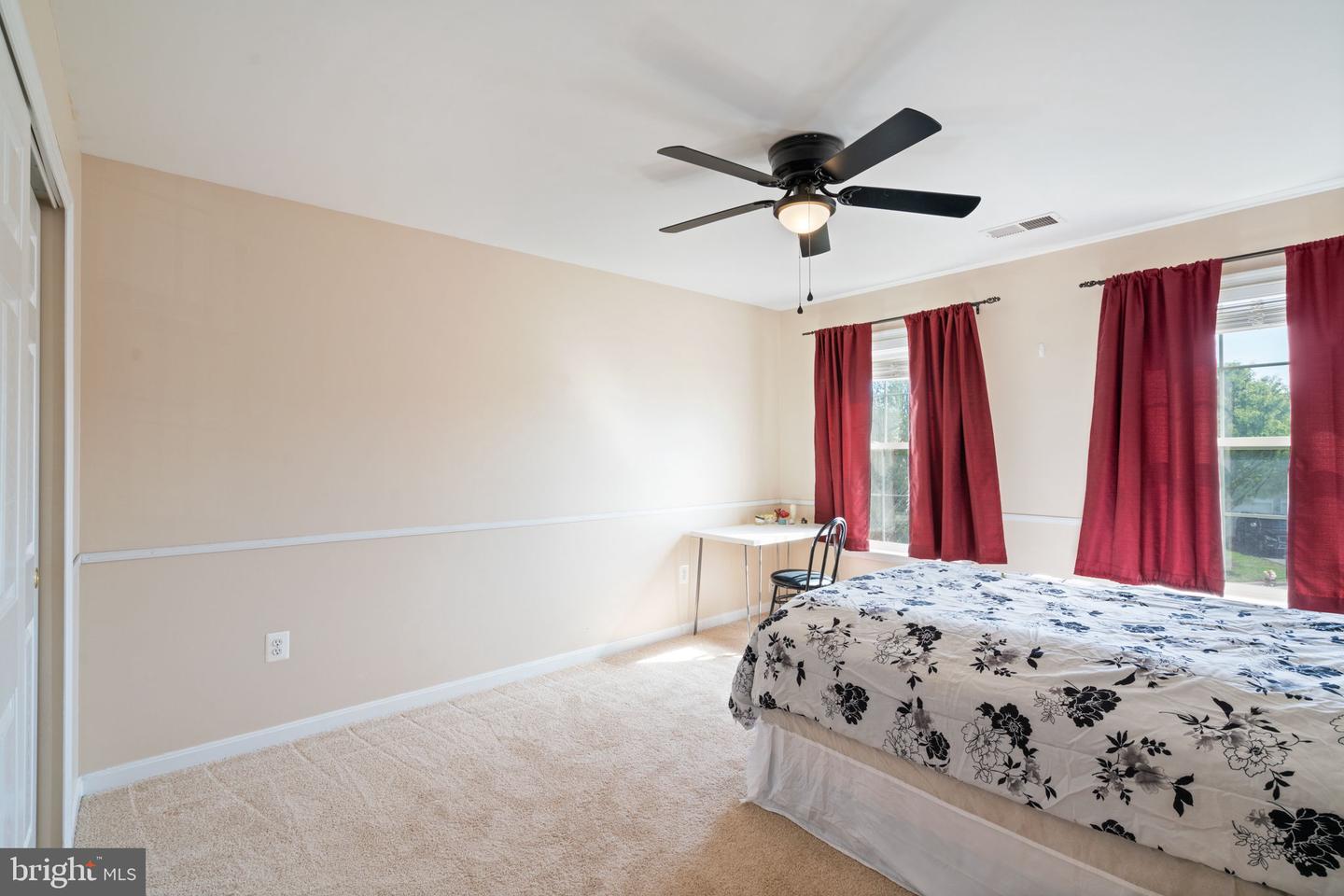 10820 LORD CHANCELLOR LN, BEALETON, Virginia 22712, 5 Bedrooms Bedrooms, ,3 BathroomsBathrooms,Residential,For sale,10820 LORD CHANCELLOR LN,VAFQ2016326 MLS # VAFQ2016326
