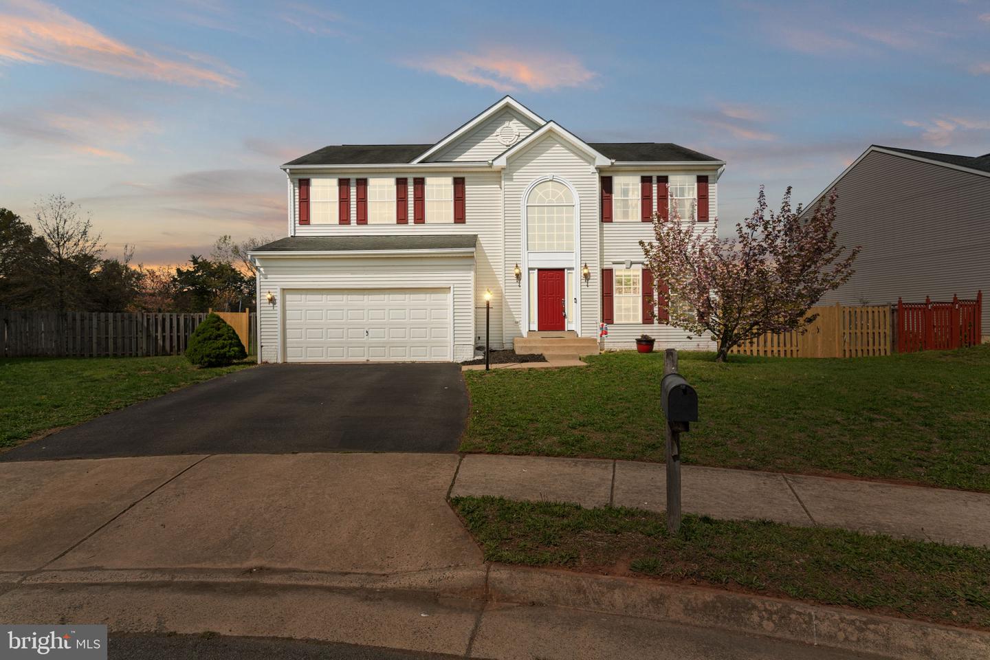 10820 LORD CHANCELLOR LN, BEALETON, Virginia 22712, 5 Bedrooms Bedrooms, ,3 BathroomsBathrooms,Residential,For sale,10820 LORD CHANCELLOR LN,VAFQ2016326 MLS # VAFQ2016326