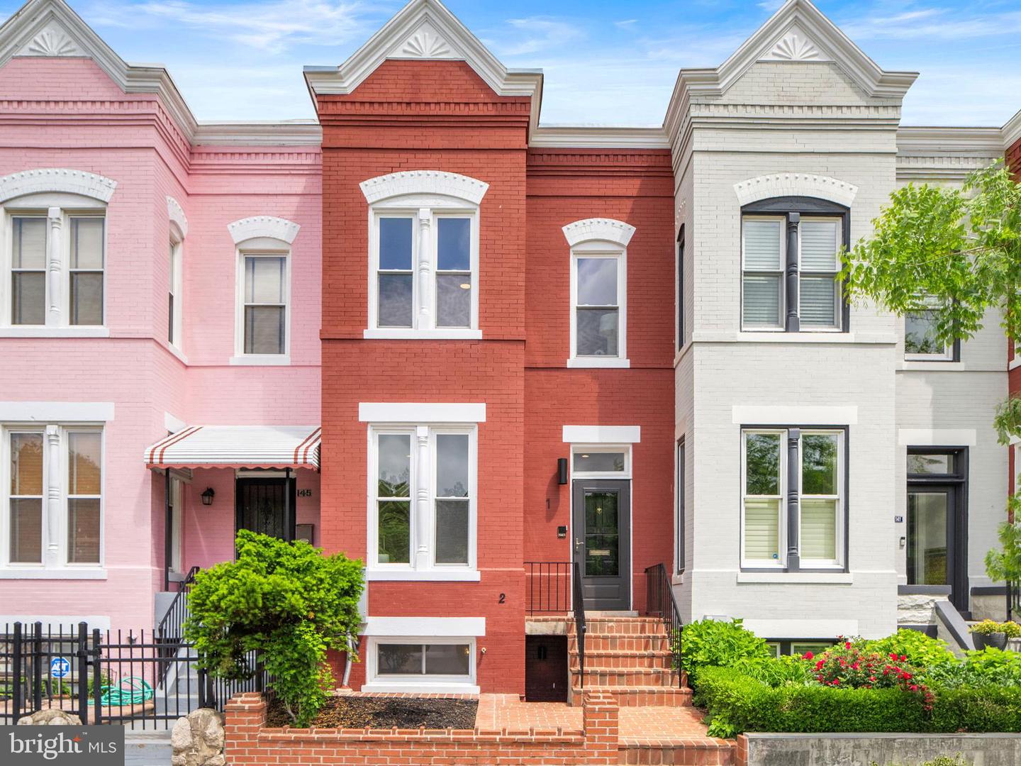 143 13TH ST NE, WASHINGTON, District Of Columbia 20002, 5 Bedrooms Bedrooms, ,3 BathroomsBathrooms,Residential,For sale,143 13TH ST NE,DCDC2197752 MLS # DCDC2197752