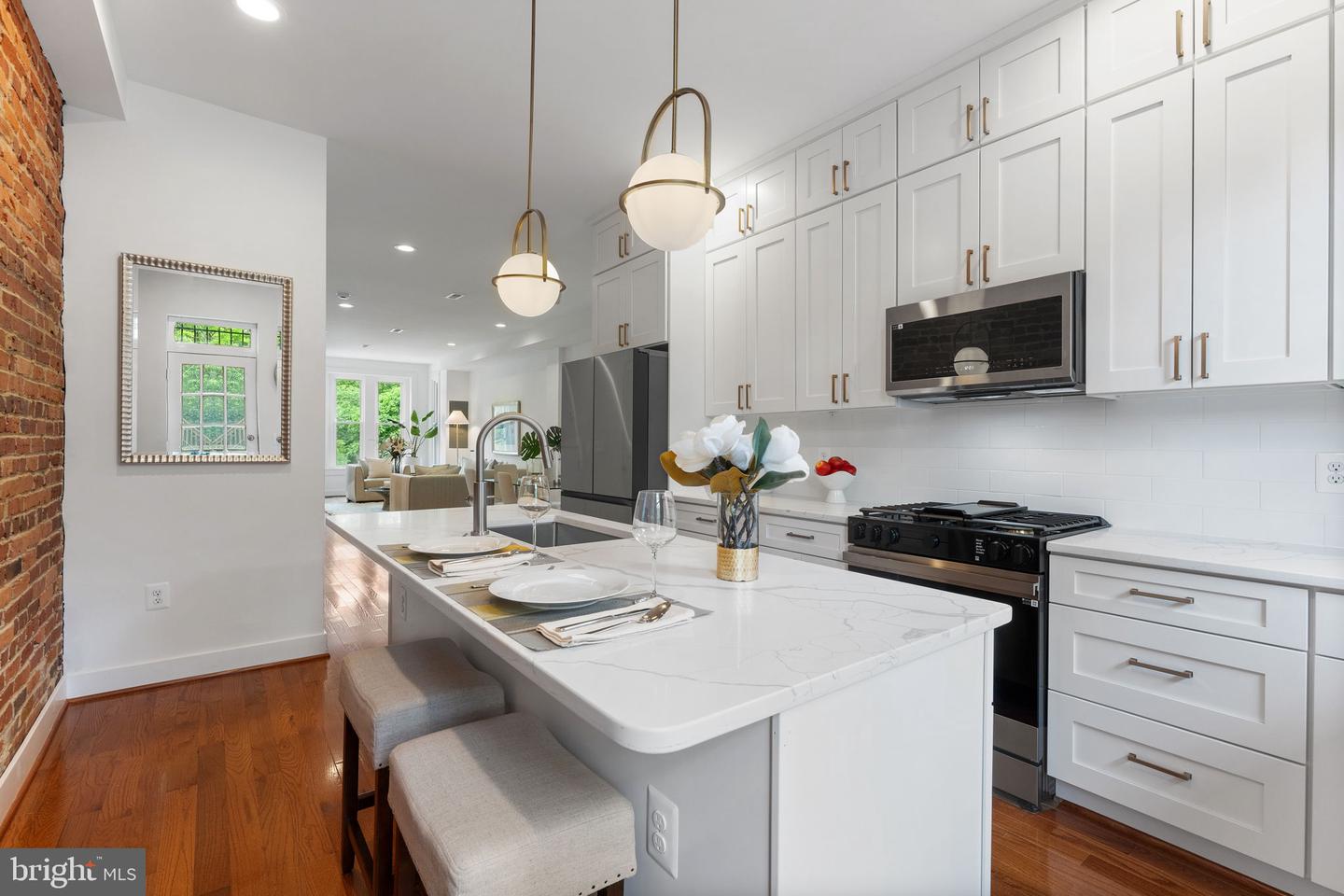 143 13TH ST NE, WASHINGTON, District Of Columbia 20002, 5 Bedrooms Bedrooms, ,3 BathroomsBathrooms,Residential,For sale,143 13TH ST NE,DCDC2197752 MLS # DCDC2197752