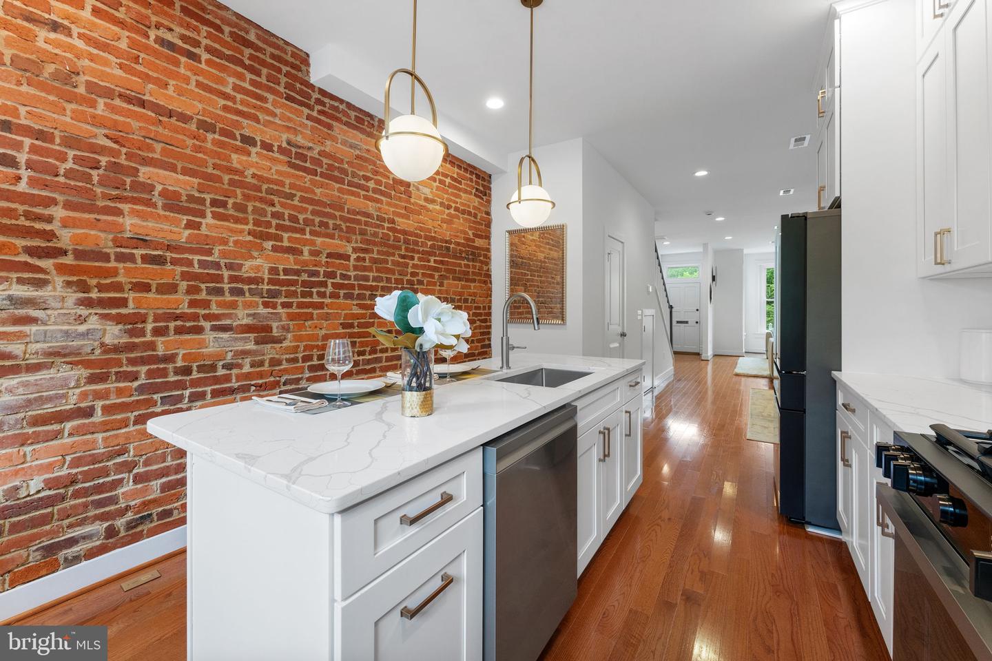 143 13TH ST NE, WASHINGTON, District Of Columbia 20002, 5 Bedrooms Bedrooms, ,3 BathroomsBathrooms,Residential,For sale,143 13TH ST NE,DCDC2197752 MLS # DCDC2197752
