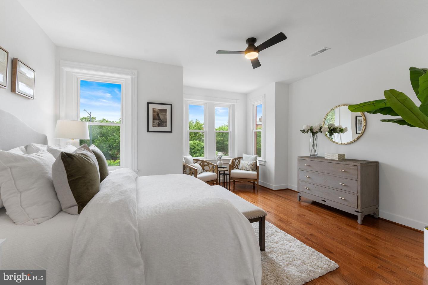 143 13TH ST NE, WASHINGTON, District Of Columbia 20002, 5 Bedrooms Bedrooms, ,3 BathroomsBathrooms,Residential,For sale,143 13TH ST NE,DCDC2197752 MLS # DCDC2197752