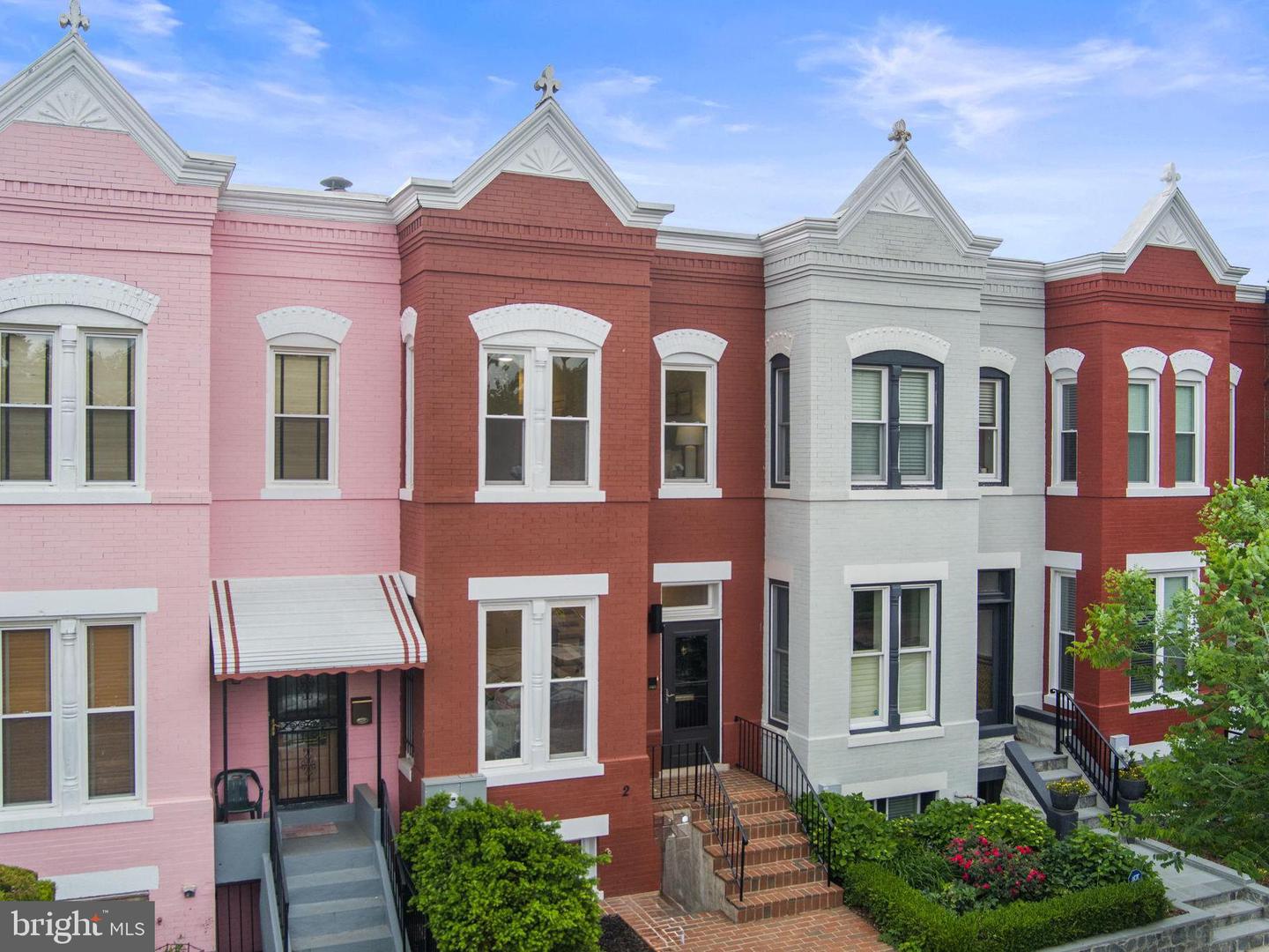 143 13TH ST NE, WASHINGTON, District Of Columbia 20002, 5 Bedrooms Bedrooms, ,3 BathroomsBathrooms,Residential,For sale,143 13TH ST NE,DCDC2197752 MLS # DCDC2197752