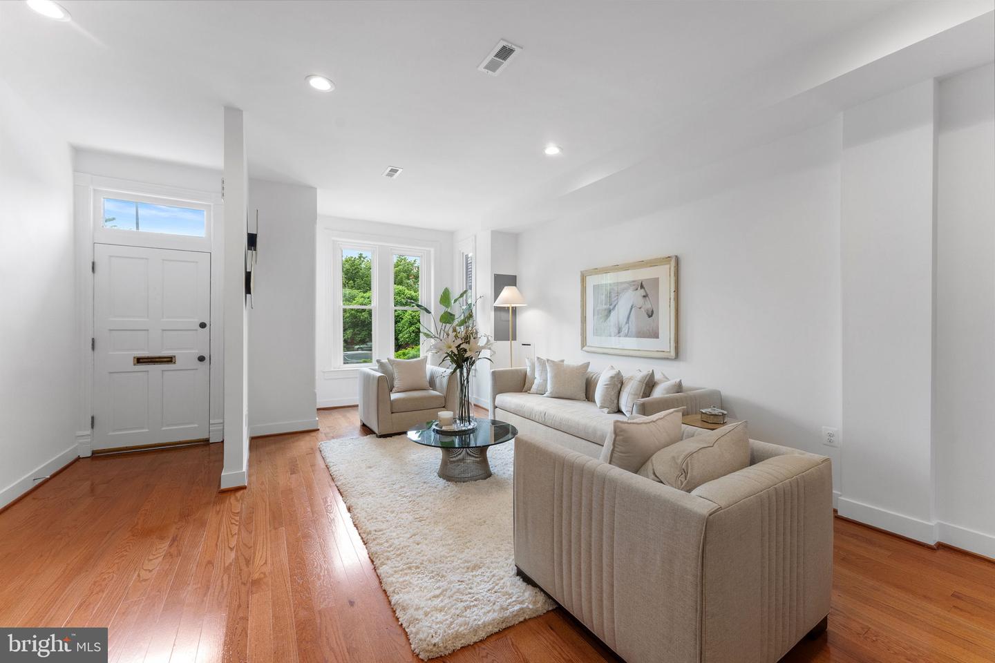 143 13TH ST NE, WASHINGTON, District Of Columbia 20002, 5 Bedrooms Bedrooms, ,3 BathroomsBathrooms,Residential,For sale,143 13TH ST NE,DCDC2197752 MLS # DCDC2197752